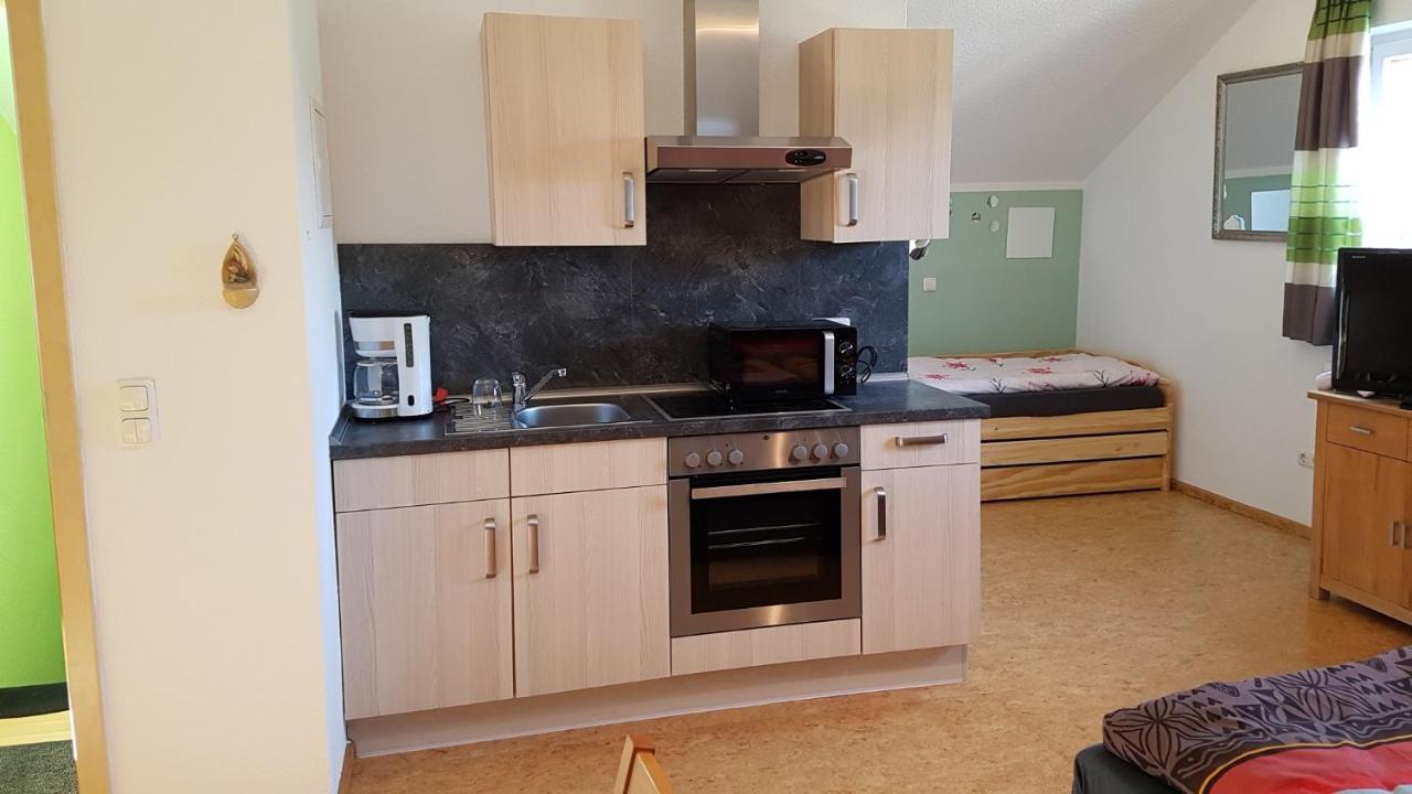 Ferienwohnung Robl Roetz Екстер'єр фото
